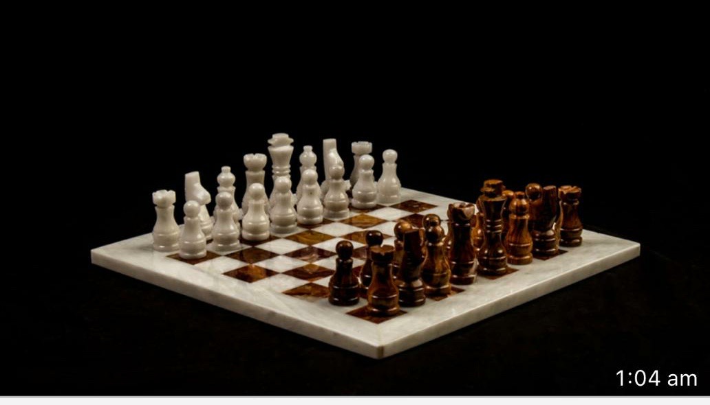 White & Onyx Chess Set